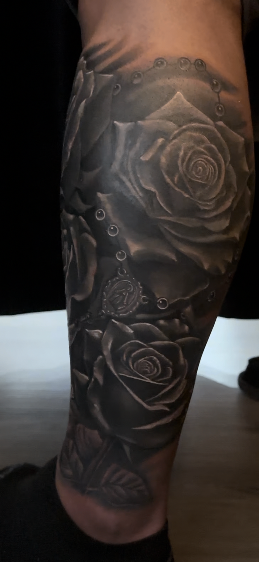 Black & Grey tattoo by Chepolin